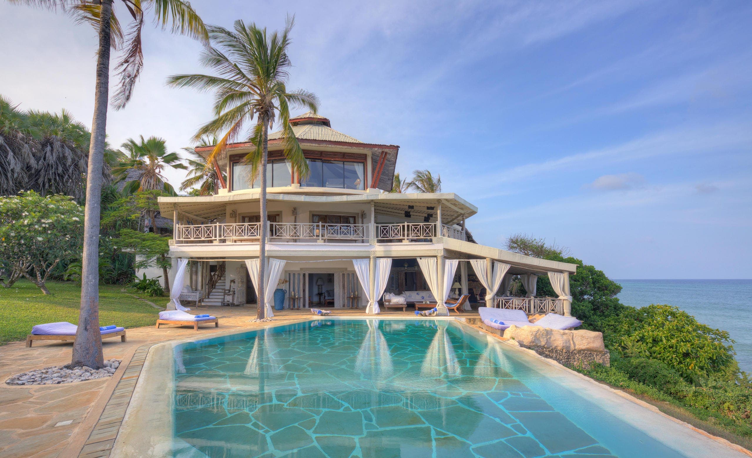 Alfajiri Cliff Villa